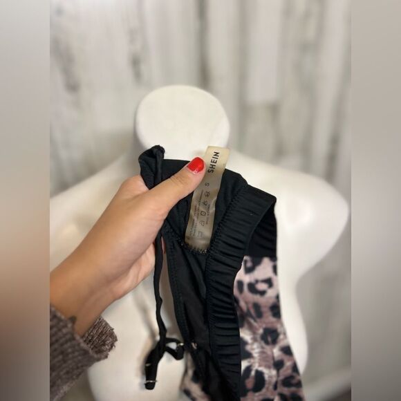 Bikini set - Picture 8 of 9